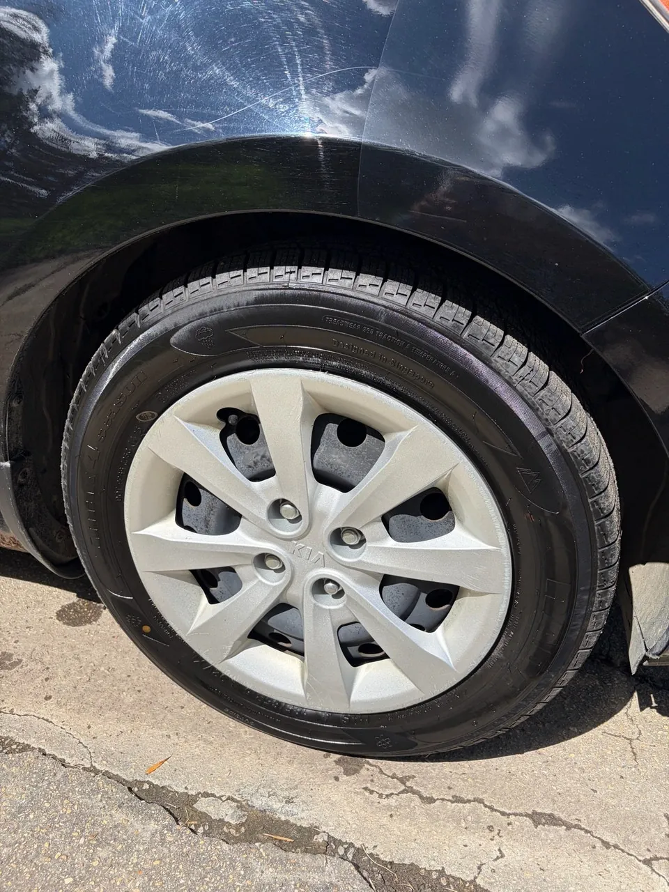 Kia Rio 2013 photo 5