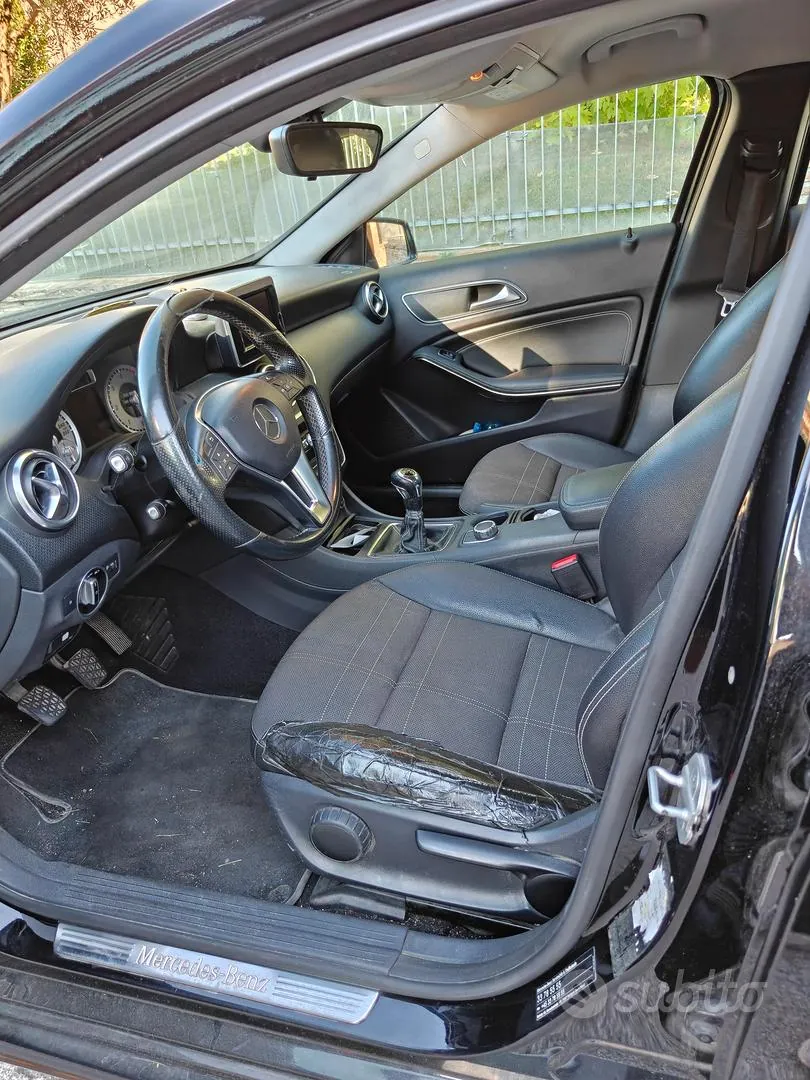 Mercedes-Benz Class A 2014 photo 4
