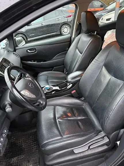 Nissan Leaf 2015 photo 5