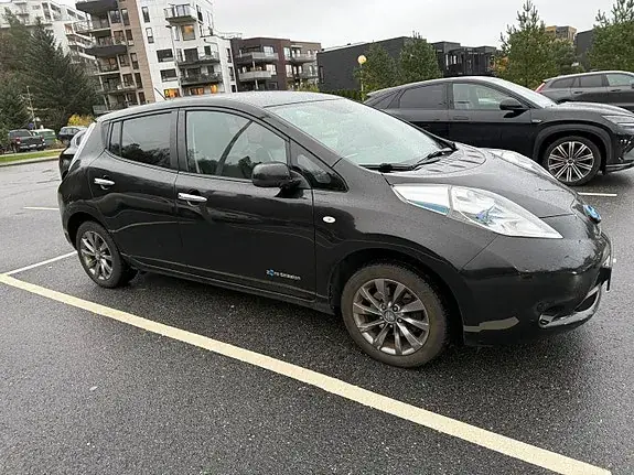 Nissan Leaf 2015 photo 4