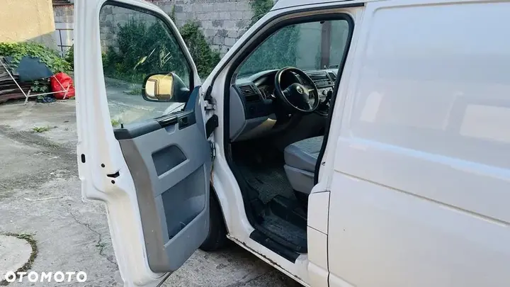 Volkswagen Transporter 2012 photo 3