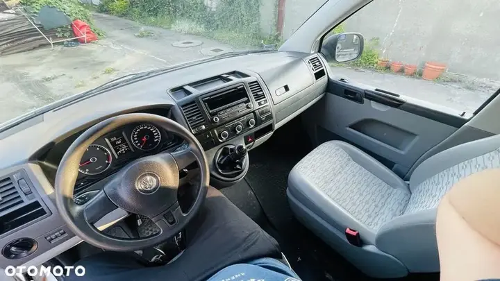 Volkswagen Transporter 2012 photo 2