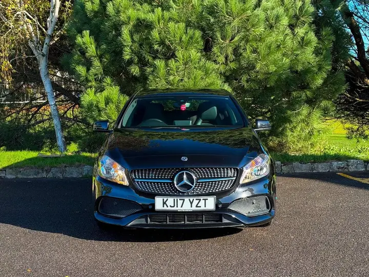 Mercedes-Benz A180D 2017 photo 2
