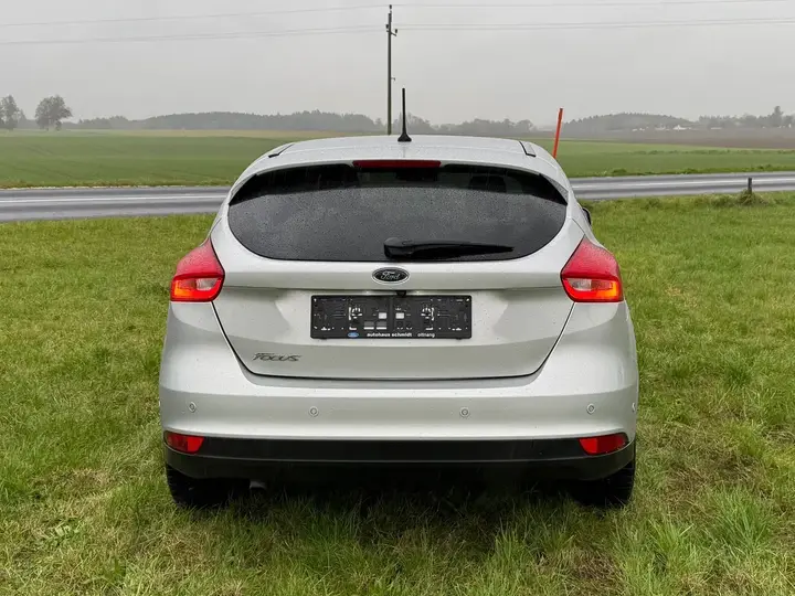 Ford Focus 2019 photo 2