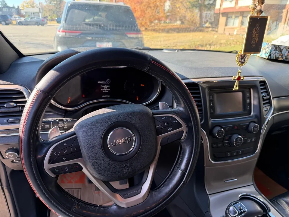 Jeep Grand Cherokee 2014 photo 3