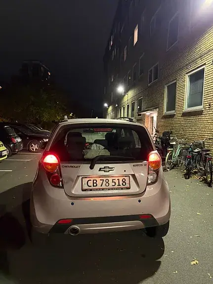 Chevrolet Spark 2011 photo 4