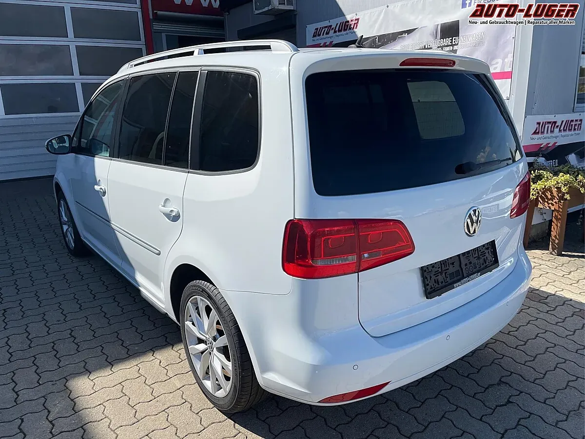 Volkswagen Touran 2014 photo 3