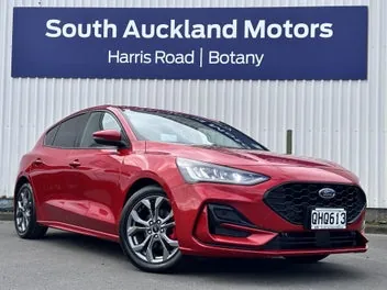 Ford Focus 2023 photo 2