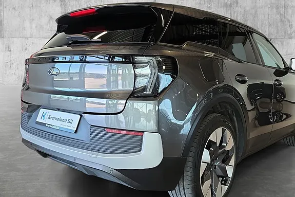 Ford Explorer 2025 photo 5
