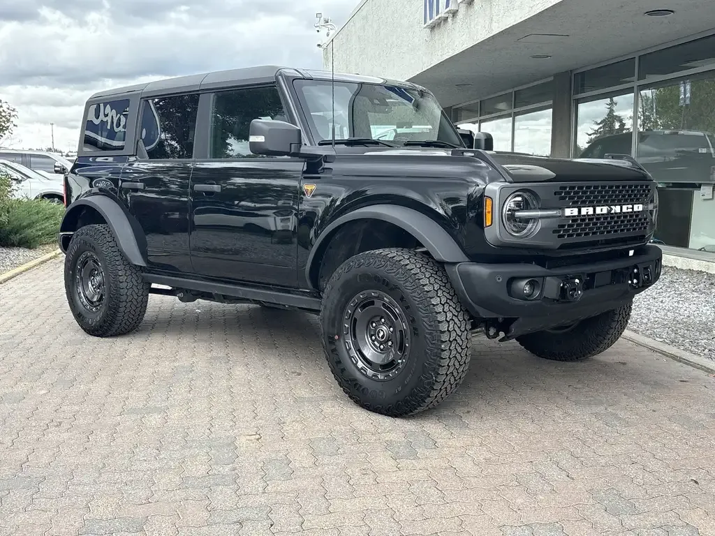 Ford Bronco 2025 photo 2