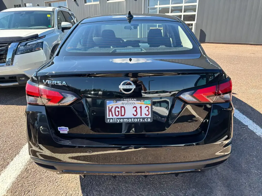 Nissan Versa 2025 photo 4