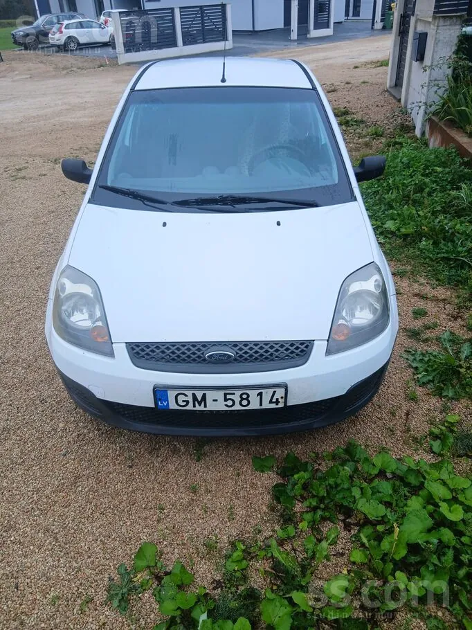 Ford Fiesta 2007 photo 3