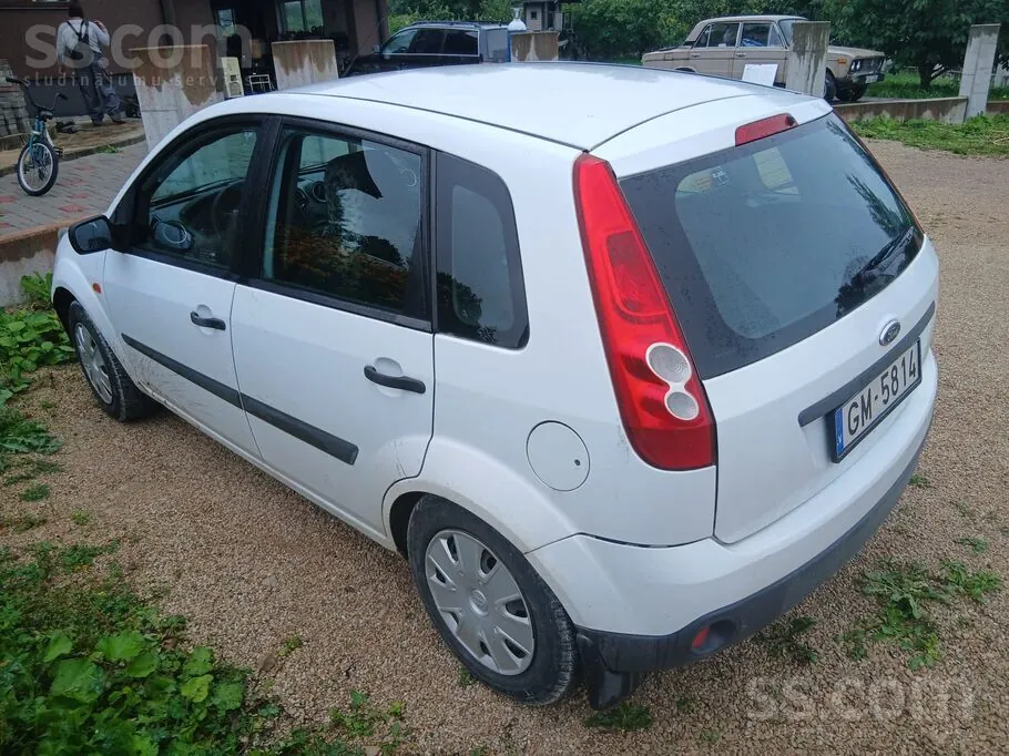 Ford Fiesta 2007 photo 4