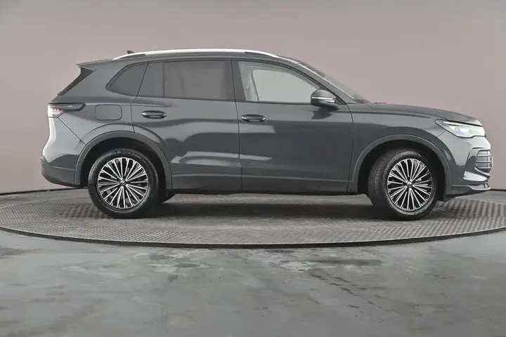 Volkswagen Tiguan 2025 photo 4