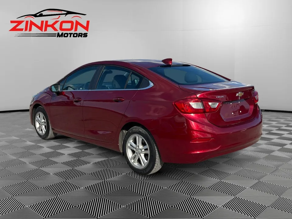 Chevrolet Cruze 2018 photo 3