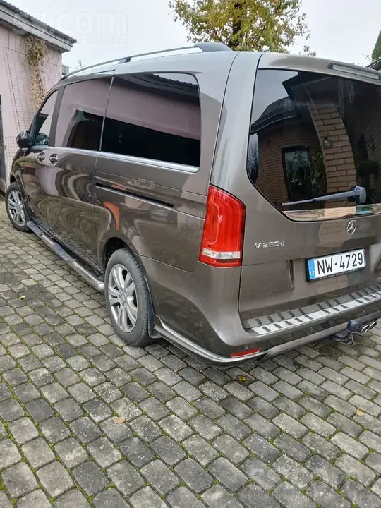 Mercedes-Benz V-Class 2017 photo 3