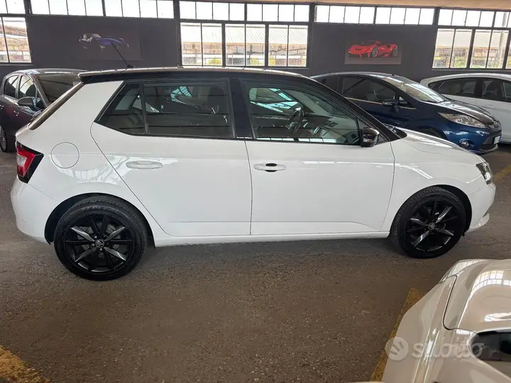 Skoda Fabia 2017 photo 4
