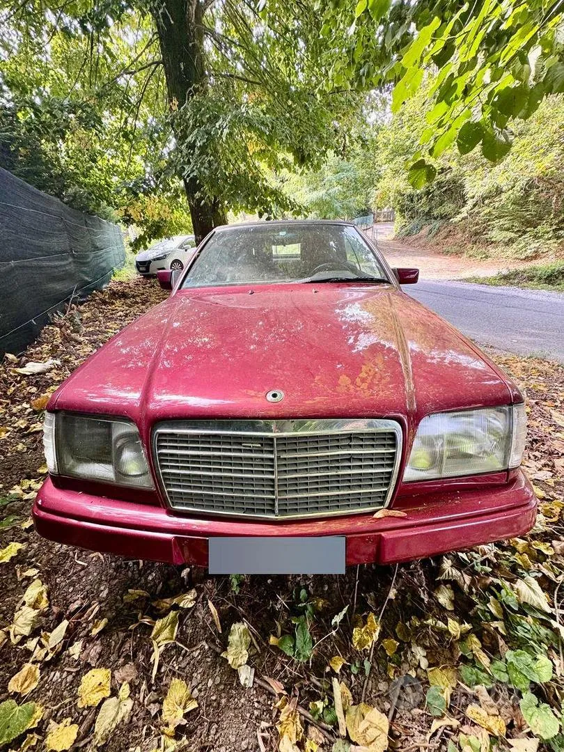 Mercedes-Benz E200 Cabriolet