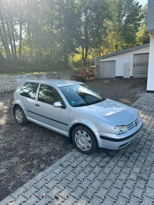 Volkswagen Golf 4