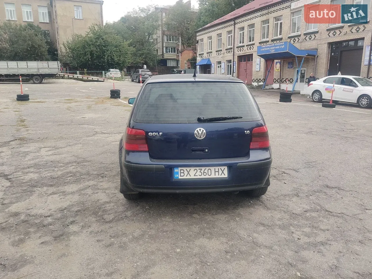 Volkswagen Golf 2001 photo 3