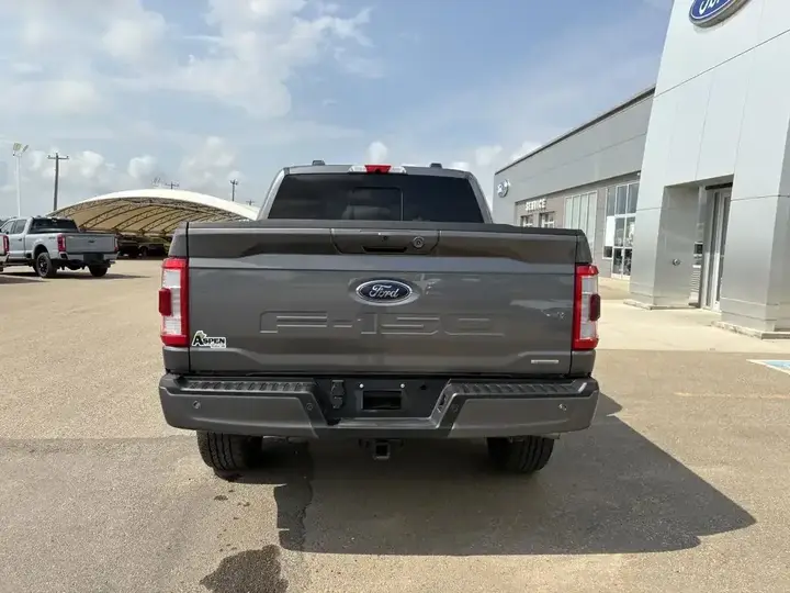 Ford F-150 2022 photo 3
