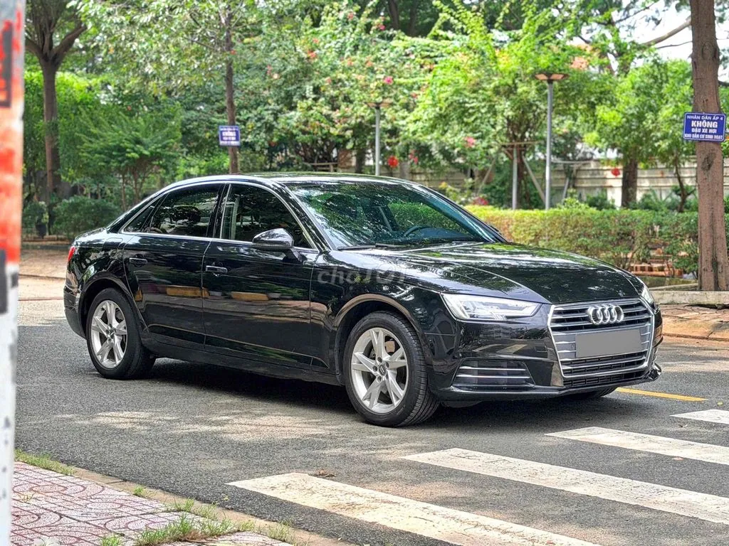 Audi A4 2017 photo 3