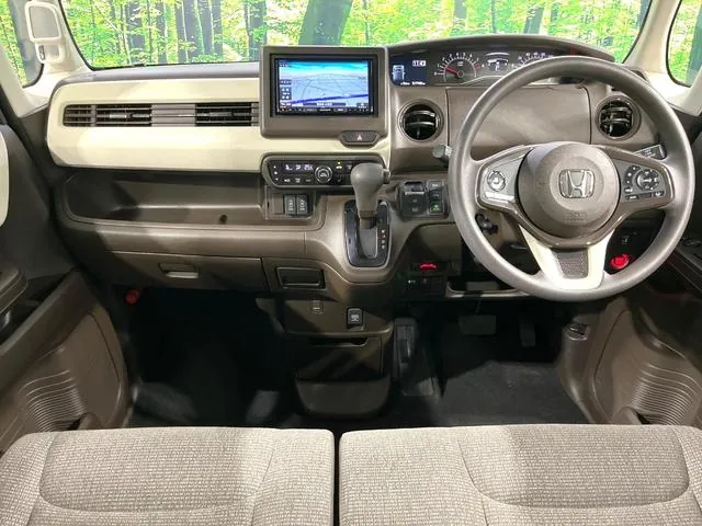 Honda N-Box L 2022 photo 2