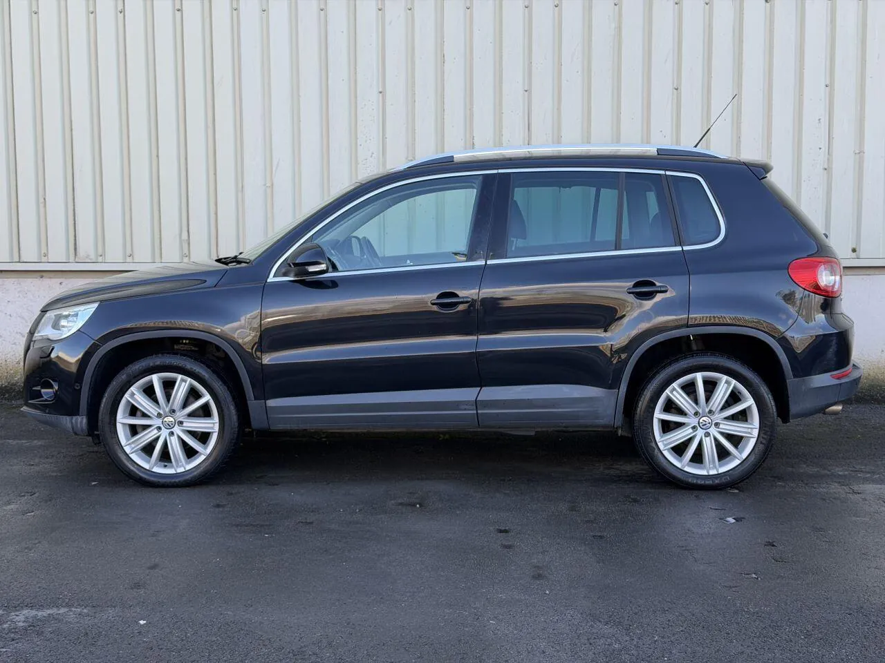 Volkswagen Tiguan 2009 photo 3