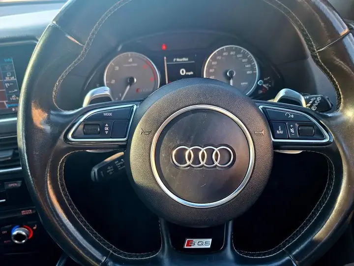 Audi Sq5 2014 photo 4