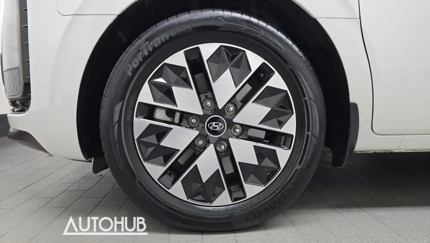 Hyundai Staria 2022 photo 5