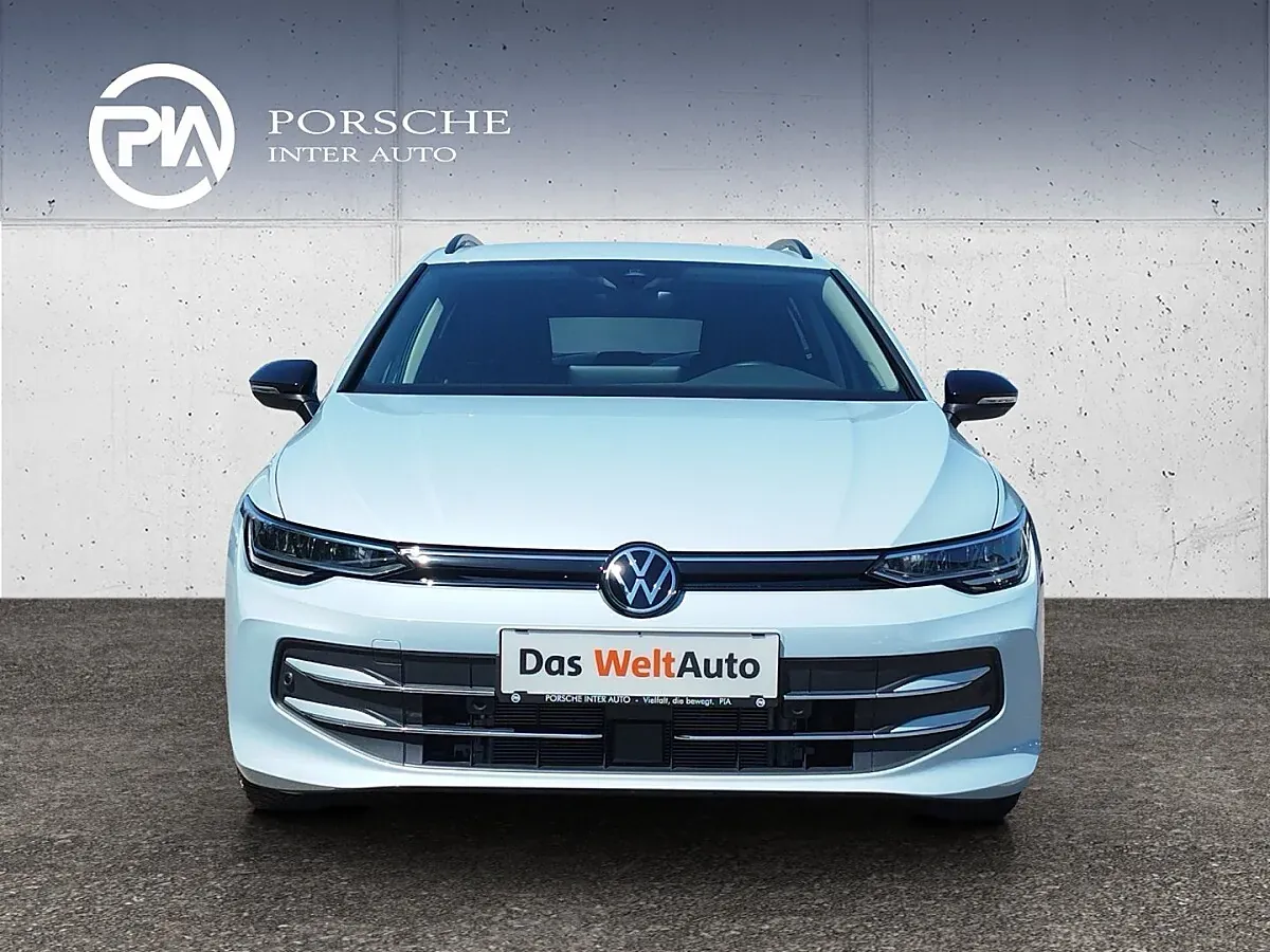 Volkswagen Golf 2025 photo 2