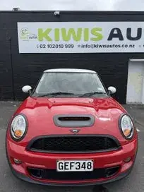 Mini Cooper 2011 photo 2