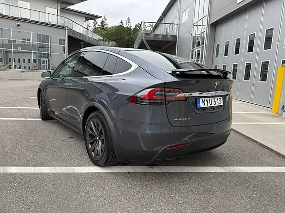 Tesla Model X 2018 photo 3