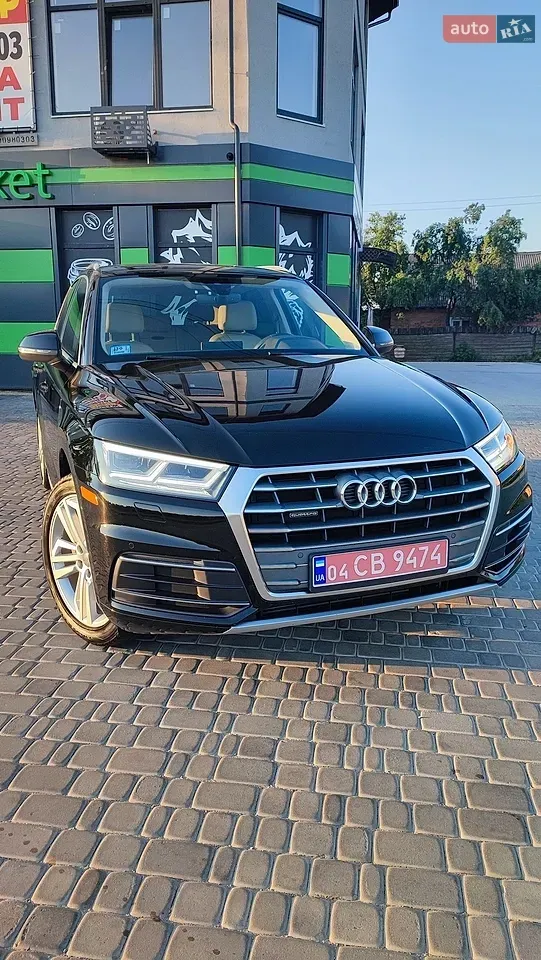 Audi Q5 2018 photo 2