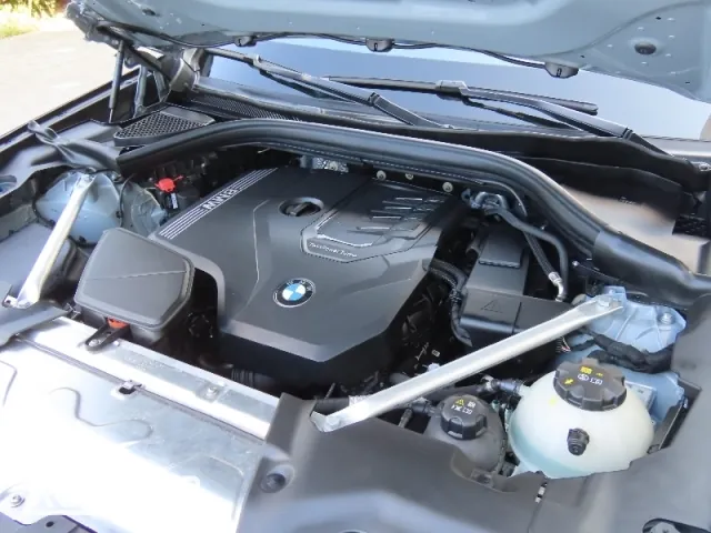 BMW X4 photo 5