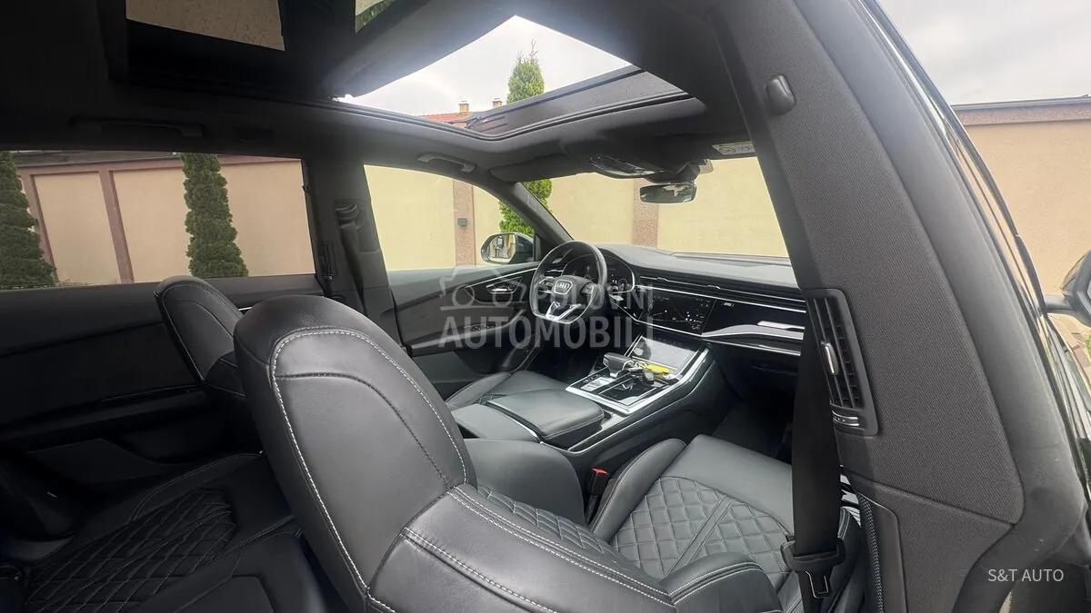 Audi Q8 2018 photo 2