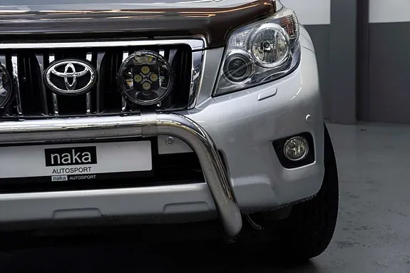 Toyota Land Cruiser 2010 photo 5