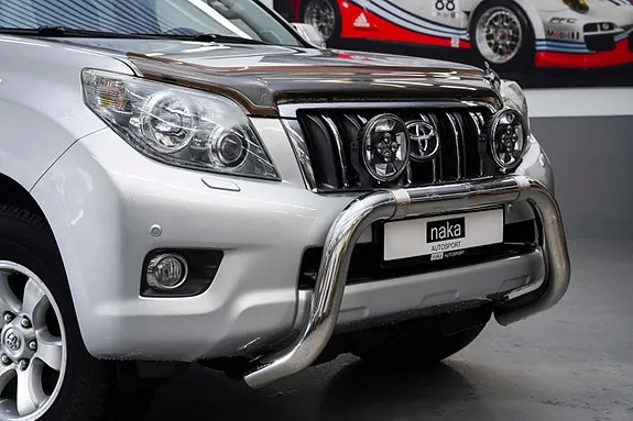 Toyota Land Cruiser 2010 photo 3