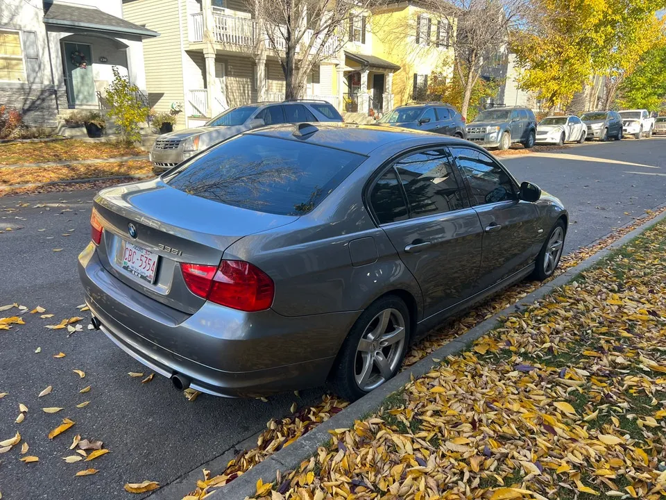 BMW 3 Series 2009 photo 4