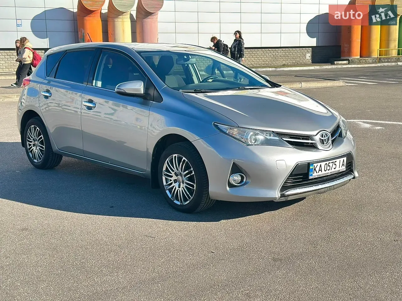 Toyota Auris 2012 photo 5