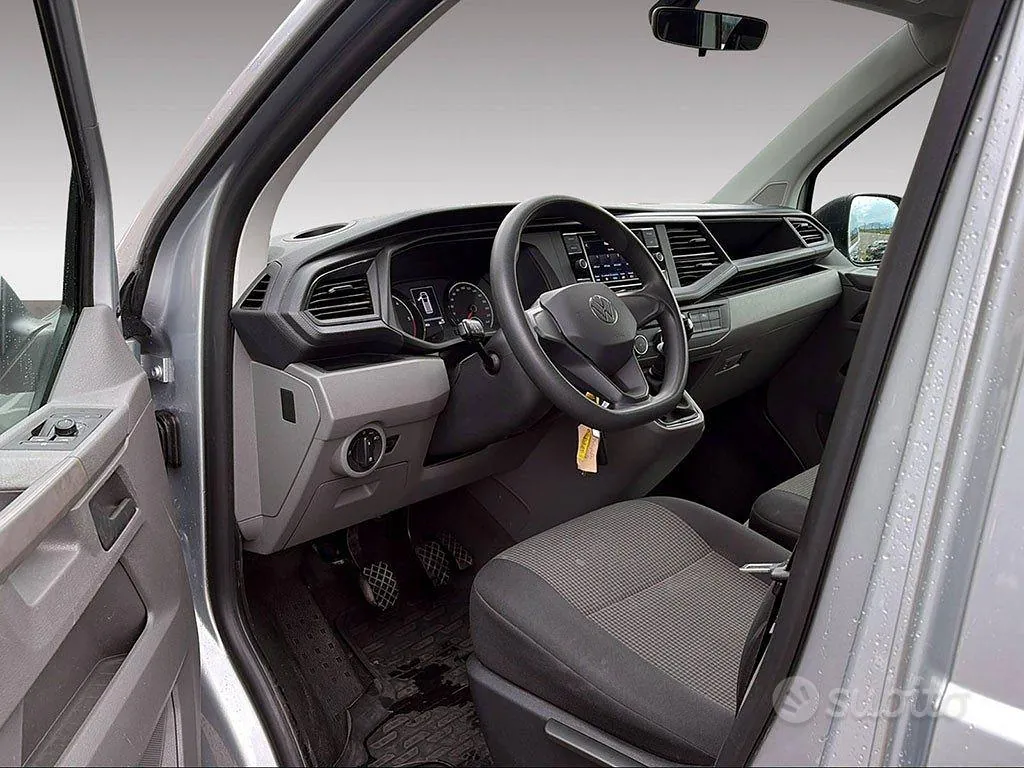 Volkswagen Transporter T6 2024 photo 5