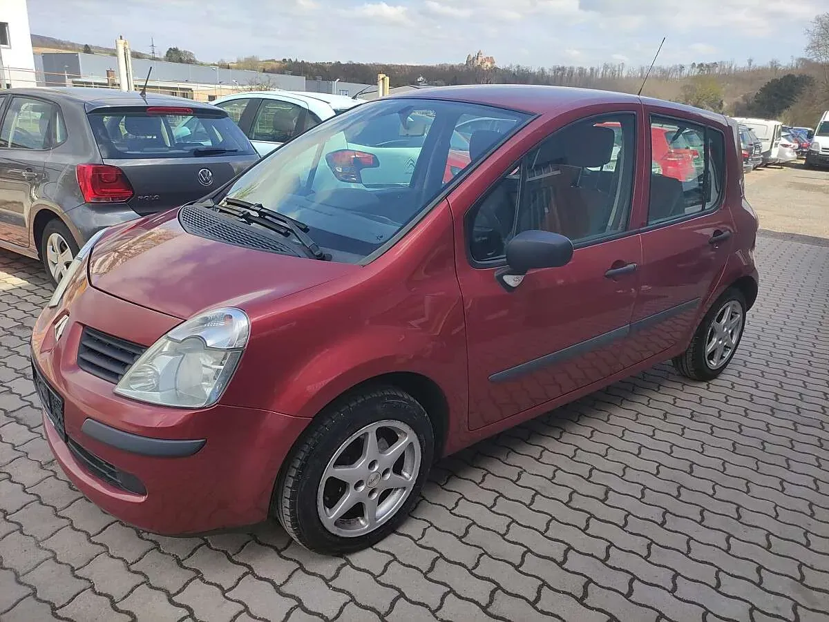 Renault Modus 2007 photo 2