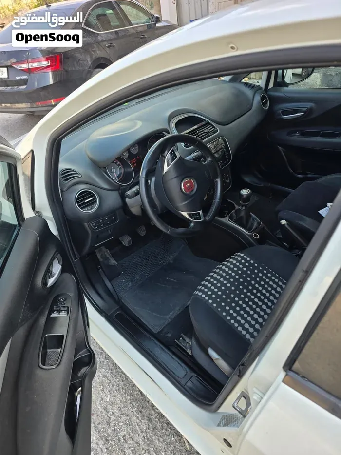 Fiat Punto 2014 photo 5