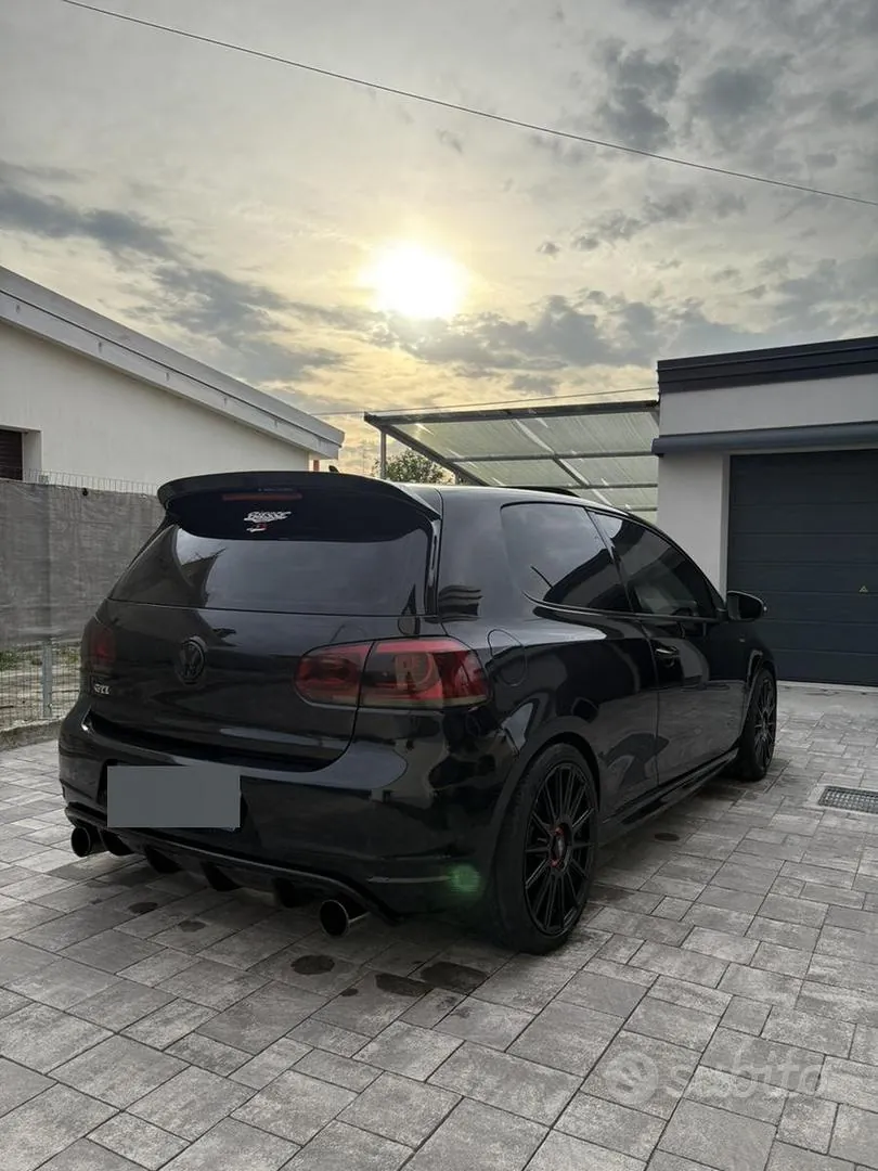 Volkswagen Golf 2011 photo 4