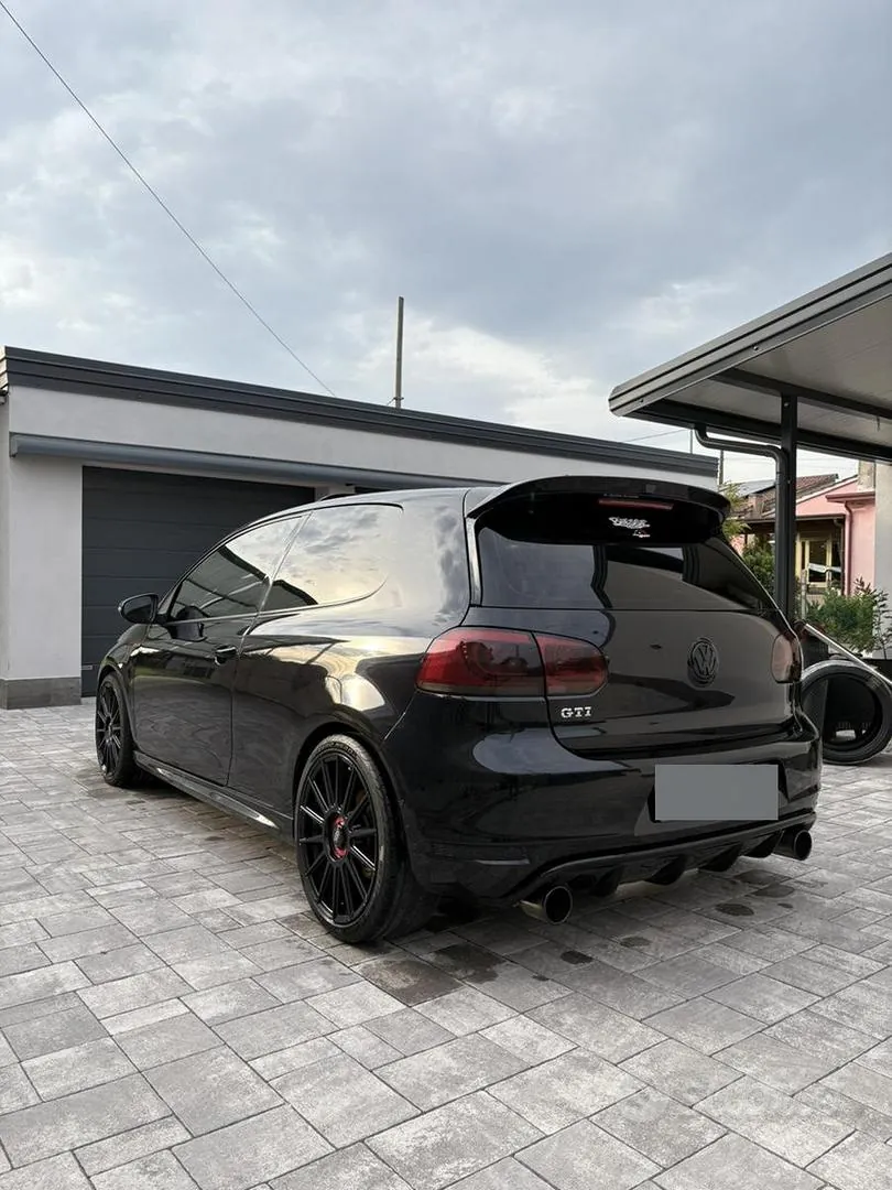Volkswagen Golf 2011 photo 3