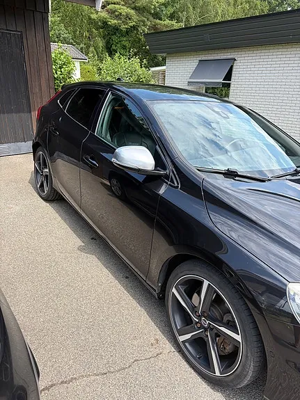 Volvo V40 2014 photo 2