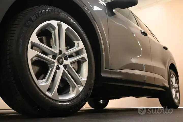 Audi Q5 2025 photo 4