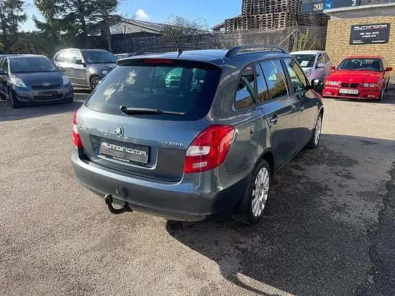 Skoda Fabia 2015 photo 5