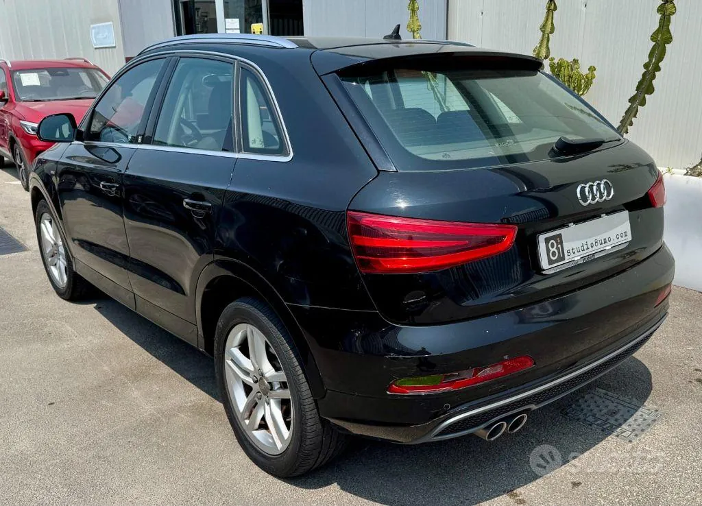 Audi Q3 2013 photo 2