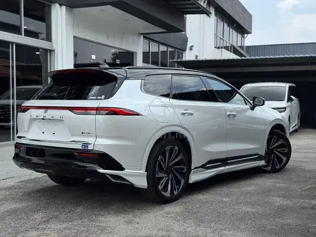Toyota Crown Estate